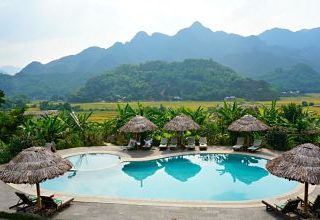 Mai Chau Ecolodge Tour